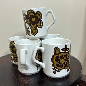Vintage groovy floral mugs set of 6